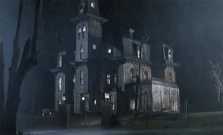 Straszny dom nocą